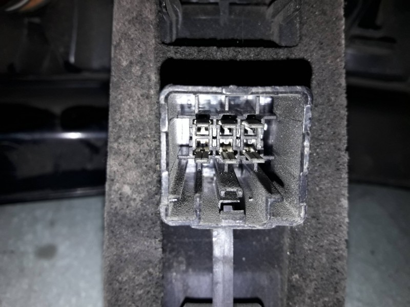 Recambio de piloto trasero izquierdo para ford fiesta (cbk) ambiente referencia OEM IAM 10876  