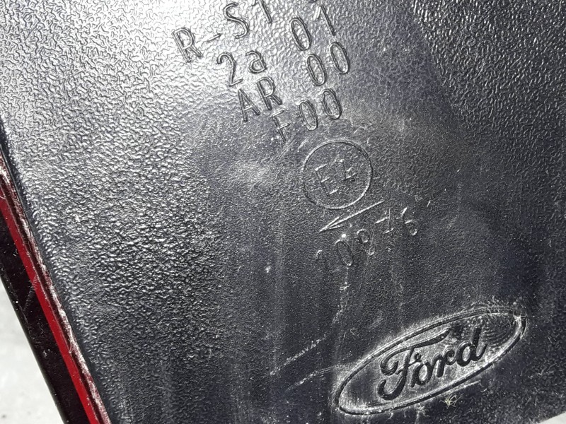 Recambio de piloto trasero izquierdo para ford fiesta (cbk) ambiente referencia OEM IAM 10876  