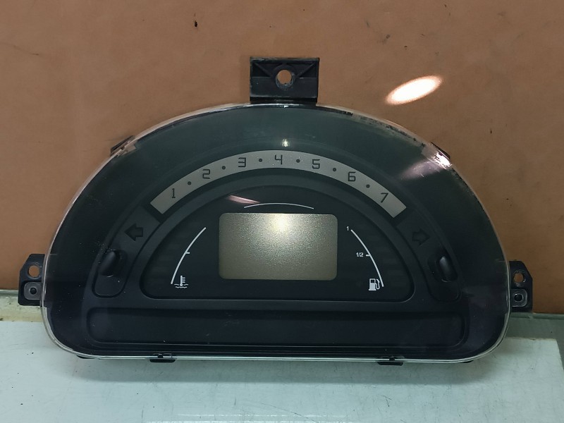 Recambio de cuadro instrumentos para citroen c3 hdi 70 furio referencia OEM IAM 21667252 P9652008280H01 