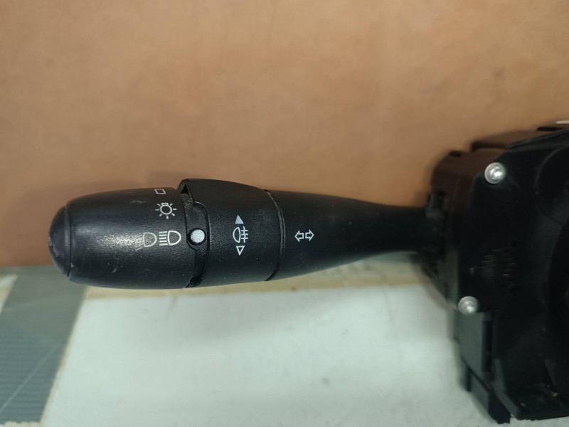 Recambio de mando luces para citroen c3 hdi 70 furio referencia OEM IAM 282945  