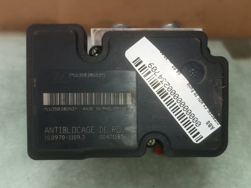 Recambio de abs para citroen c3 hdi 70 furio referencia OEM IAM 9656493580 10097011093 ATE