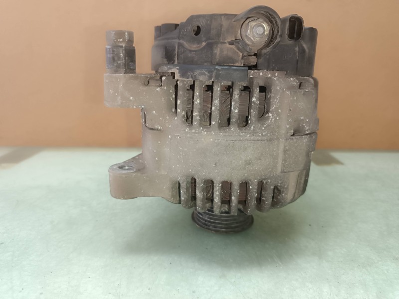 Recambio de alternador para citroen c3 hdi 70 furio referencia OEM IAM 9646476280 VALEO CL15