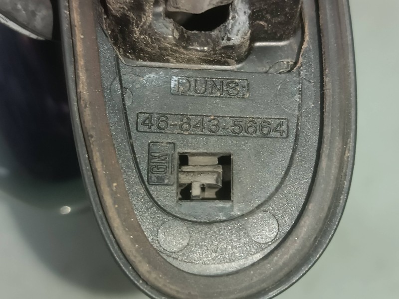 Recambio de retrovisor derecho para opel corsa d catch me referencia OEM IAM 468435664  ELECTRICO