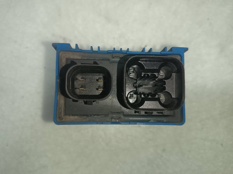 Recambio de caja precalentamiento para opel corsa d catch me referencia OEM IAM 51299044 55557780 GM