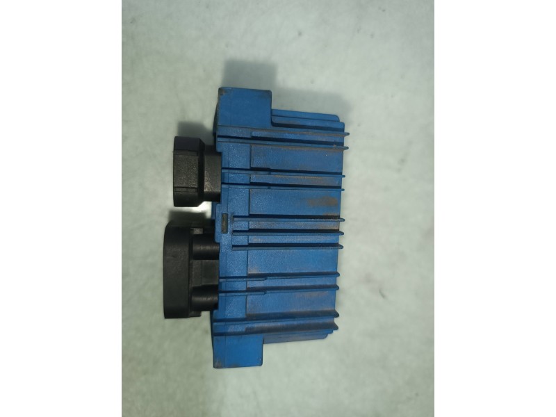 Recambio de caja precalentamiento para opel corsa d catch me referencia OEM IAM 51299044 55557780 GM