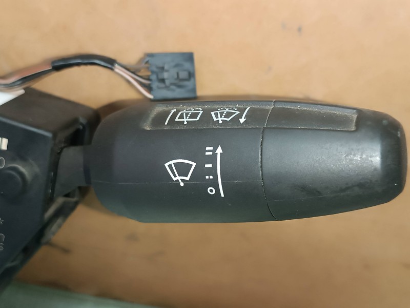 Recambio de mando luces para opel corsa d catch me referencia OEM IAM 13142283 12274700 0705311748