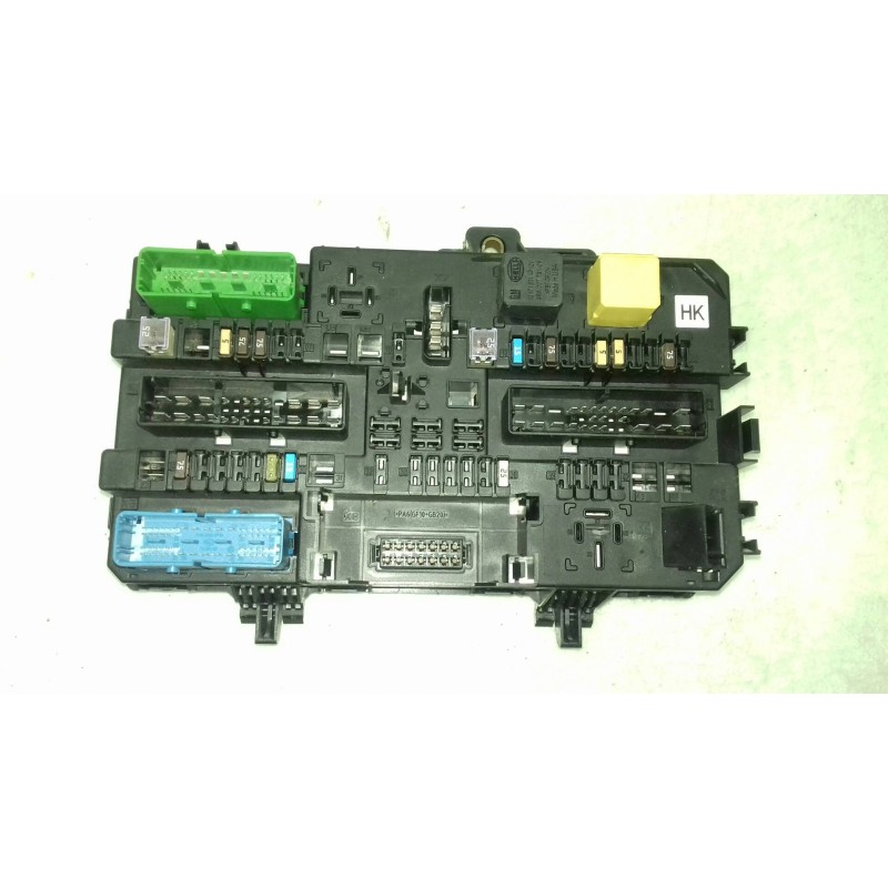 Recambio de caja reles / fusibles para opel astra h ber. cosmo referencia OEM IAM 13206762 5DK00866932 GM