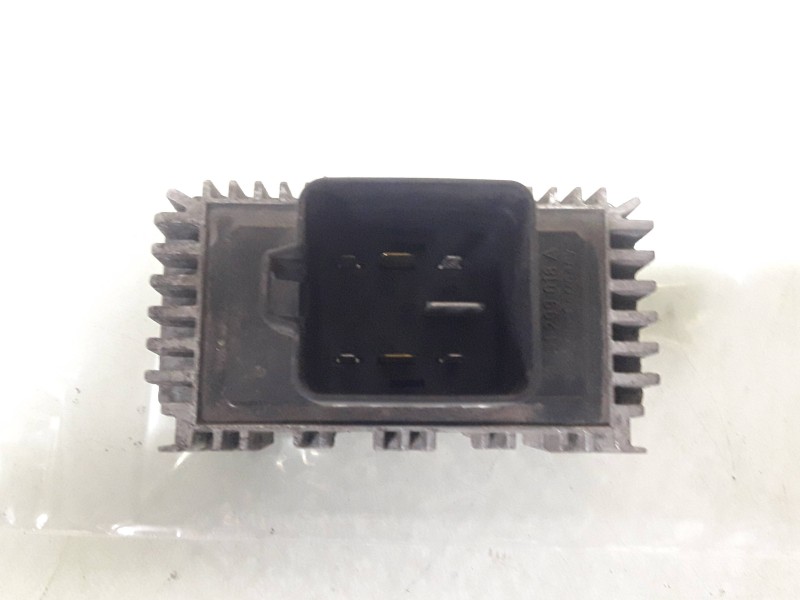 Recambio de caja precalentamiento para opel astra h ber. cosmo referencia OEM IAM 55354141  GM