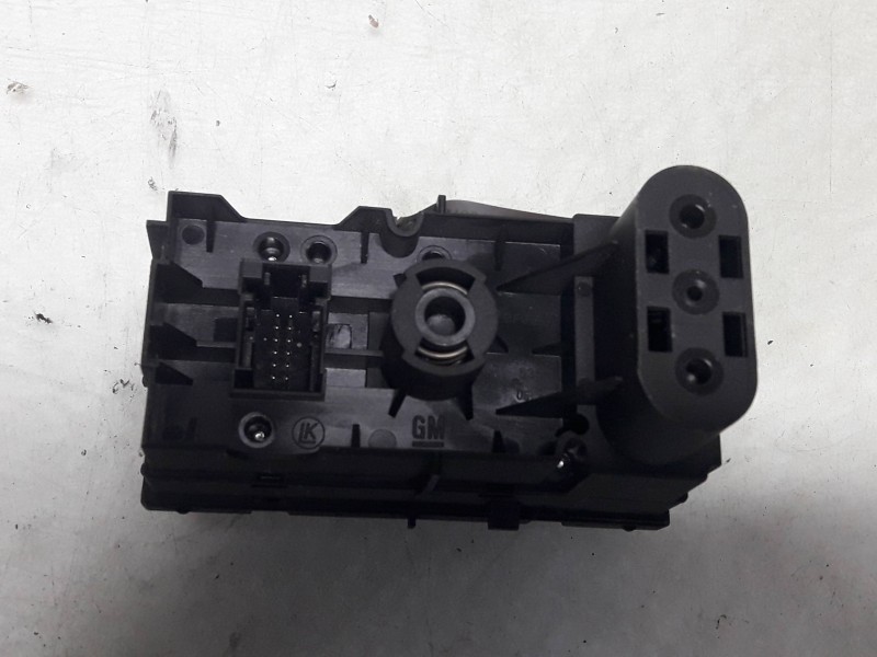 Recambio de mando luces para opel astra h ber. cosmo referencia OEM IAM 13100128 04063010 GM