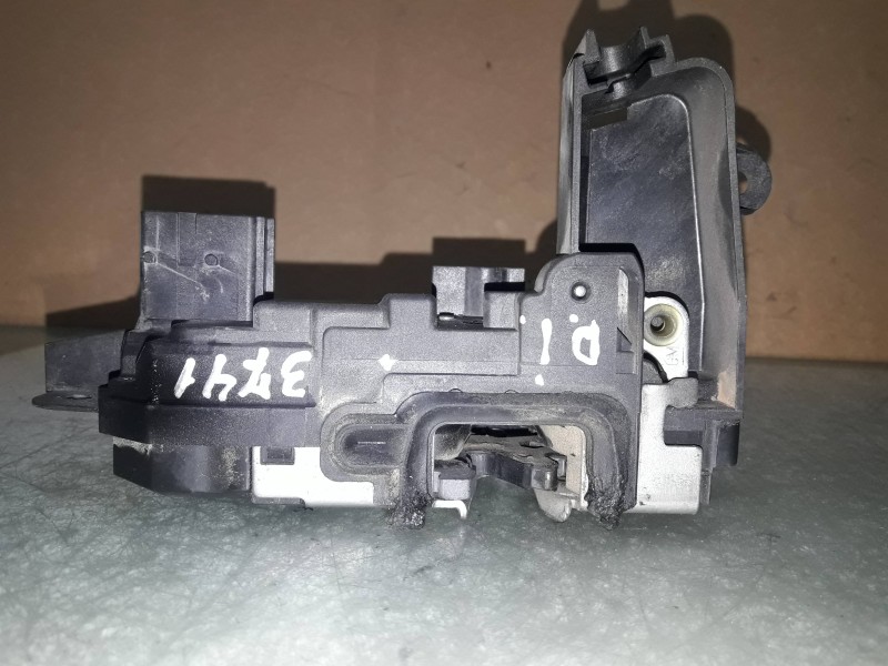 Recambio de cerradura puerta delantera izquierda para opel astra h ber. cosmo referencia OEM IAM 13218746  ELECTRICA