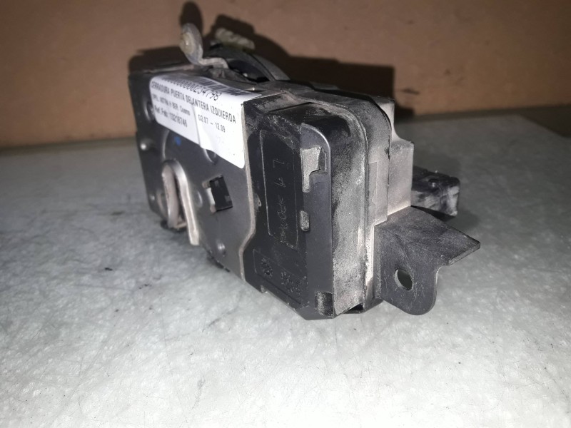 Recambio de cerradura puerta delantera izquierda para opel astra h ber. cosmo referencia OEM IAM 13218746  ELECTRICA