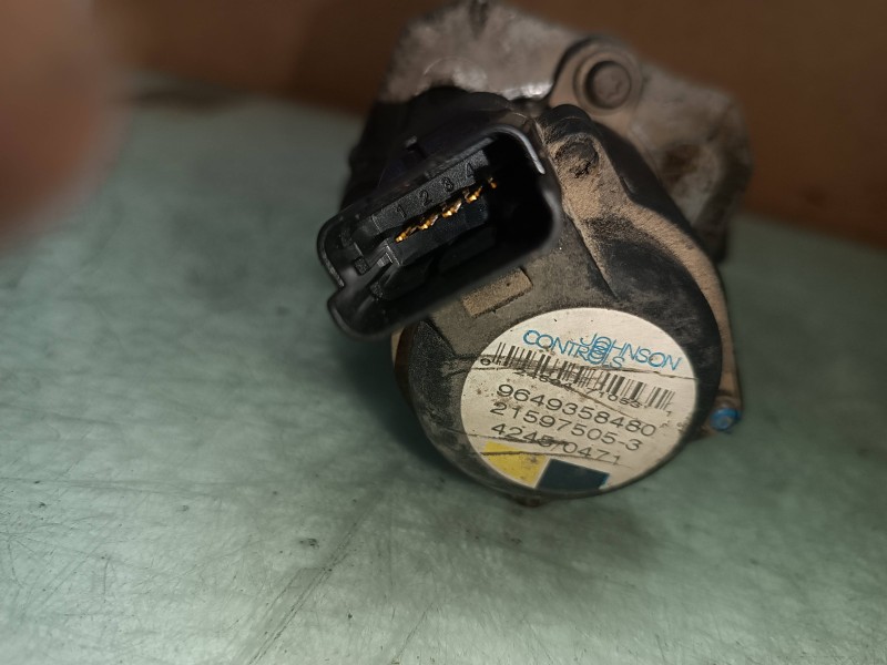 Recambio de valvula egr para citroen c3 1.4 hdi sx referencia OEM IAM 9649358480  