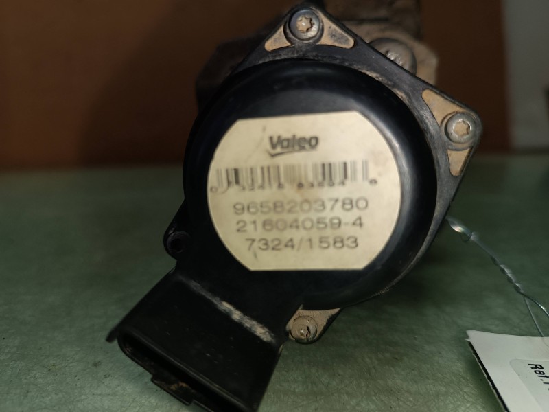 Recambio de valvula egr para peugeot 207 confort referencia OEM IAM 9658203780  