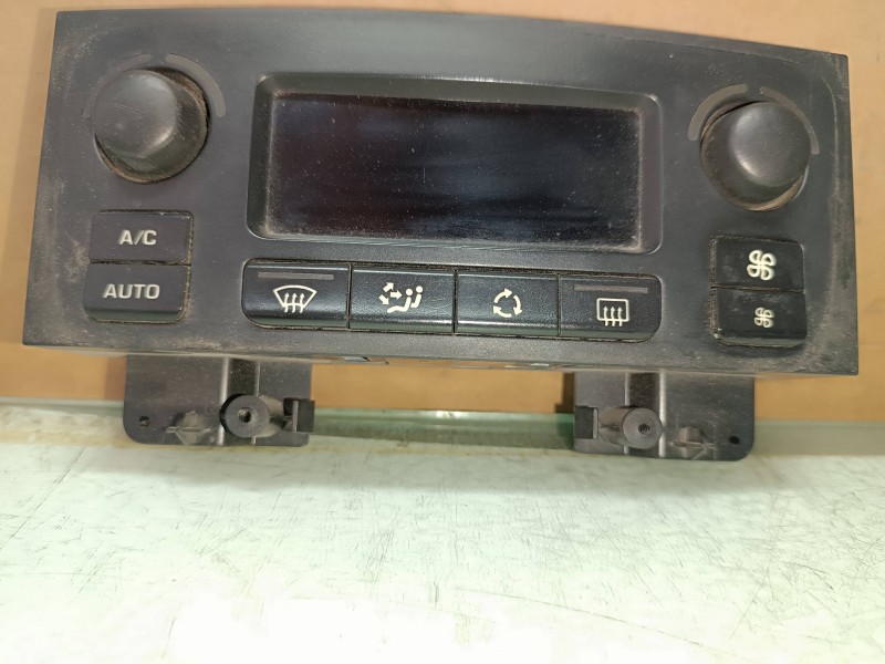 Recambio de mando climatizador para peugeot 307 cc (s1) 1.6 referencia OEM IAM 9646627977 281138640 JOHNSON CONTROLS