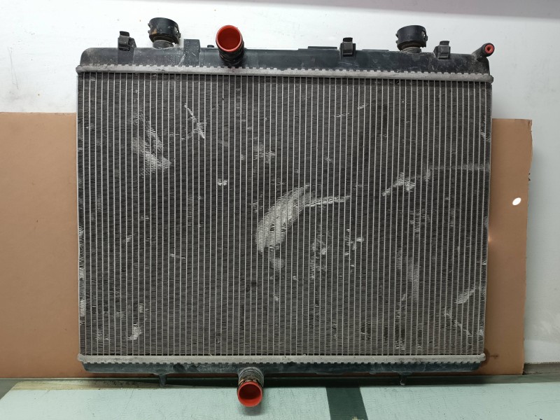 Recambio de radiador agua para peugeot 407 st confort referencia OEM IAM 734338 992488J VALEO