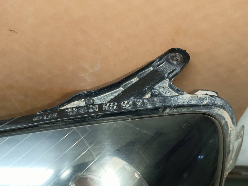 Recambio de faro izquierdo para opel astra h ber. cosmo referencia OEM IAM 1EG27037001  HELLA