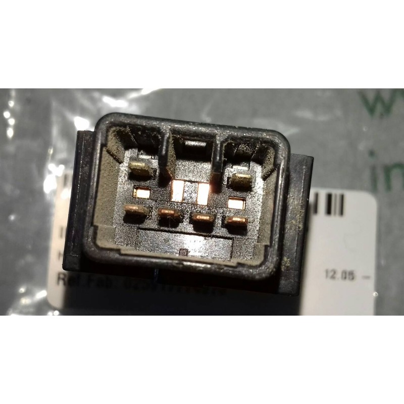 Recambio de interruptor para hyundai tucson (jm) 2.0 crdi comfort referencia OEM IAM 025917774970 4+2 PINES TCS / OFF