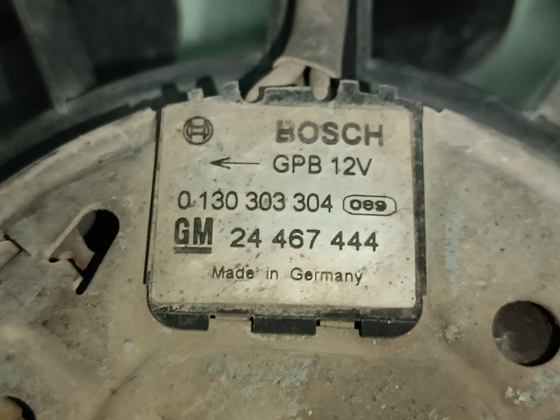 Recambio de electroventilador para opel astra h ber. cosmo referencia OEM IAM 24467444 0130303304 BOSCH