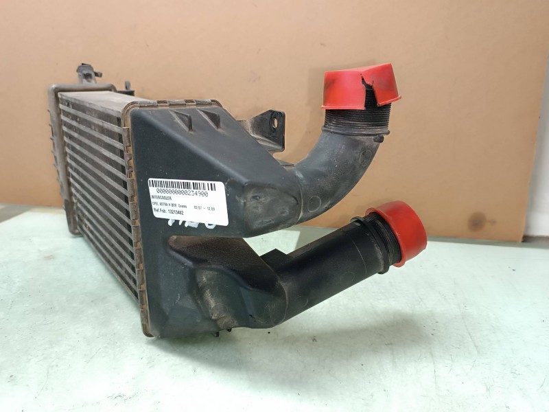 Recambio de intercooler para opel astra h ber. cosmo referencia OEM IAM 13213402  GM
