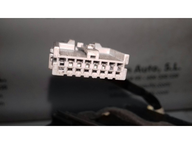 Recambio de retrovisor izquierdo para nissan primera berlina (p12) visia referencia OEM IAM 876071  ELECTRICO