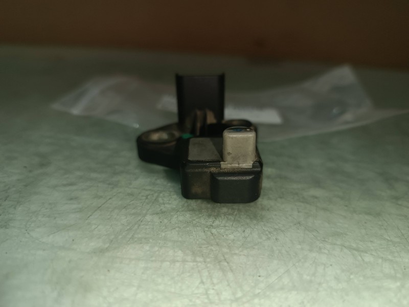 Recambio de sensor para citroen c4 berlina cool referencia OEM IAM 9664387380  CONECTOR 3 PINES