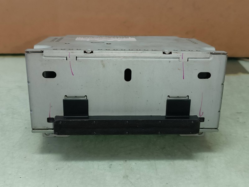 Recambio de sistema audio / radio cd para ford focus lim. (cb8) ambiente referencia OEM IAM BM5T18C815GF RADIO AHU 