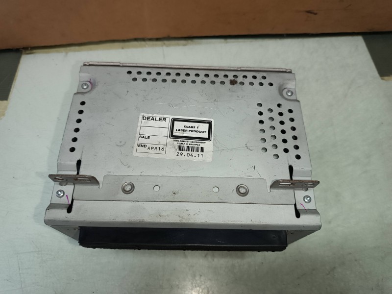 Recambio de sistema audio / radio cd para ford focus lim. (cb8) ambiente referencia OEM IAM BM5T18C815GF RADIO AHU 