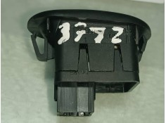 Recambio de mando elevalunas delantero izquierdo para citroen c3 1.4 hdi sx plus referencia OEM IAM 27668 CLAVIJA NEGRA CONECTOR 2