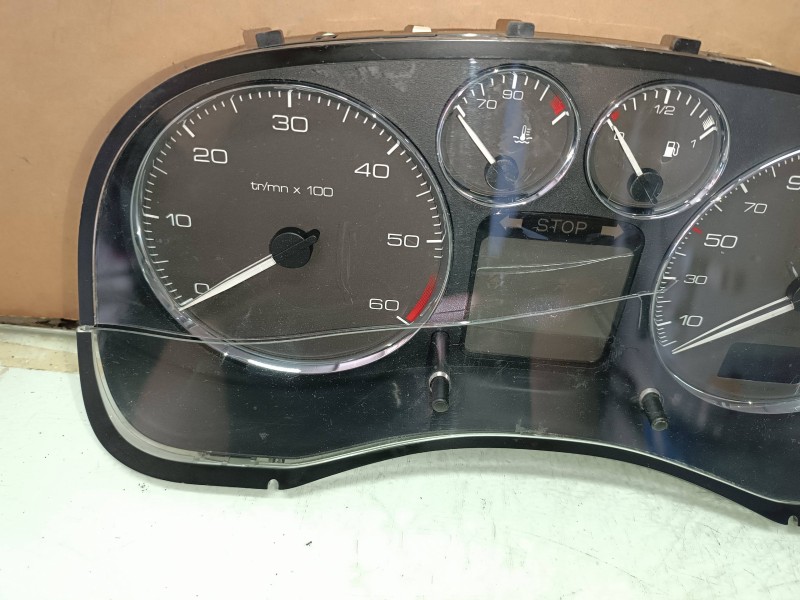 Recambio de cuadro instrumentos para peugeot 307 berlina (s2) xs referencia OEM IAM 9654485280 216785135 SAGEM