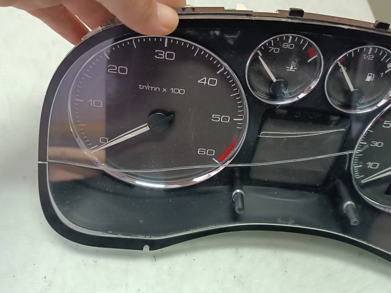 Recambio de cuadro instrumentos para peugeot 307 berlina (s2) xs referencia OEM IAM 9654485280 216785135 SAGEM