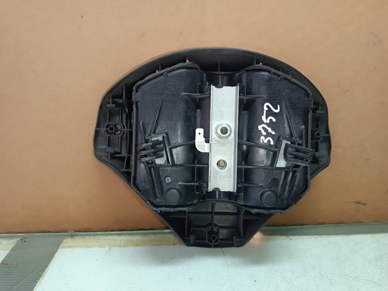 Recambio de airbag delantero izquierdo para peugeot 307 berlina (s2) xs referencia OEM IAM 96556746ZR 5AGB1B0276613 