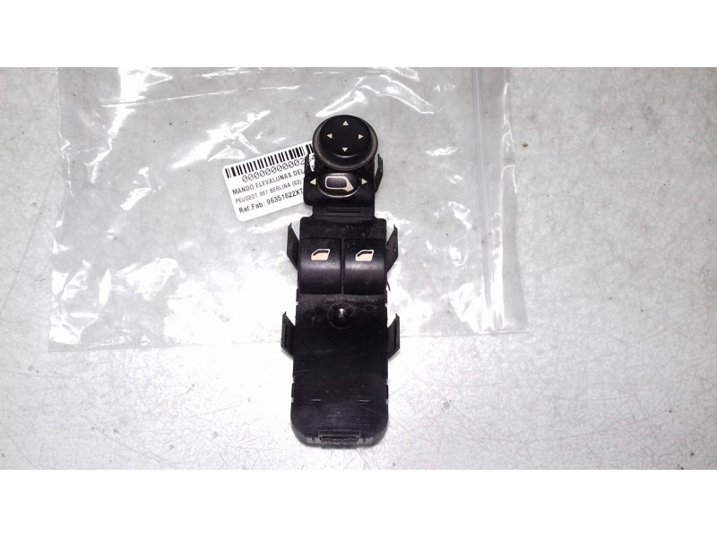 Recambio de mando elevalunas delantero izquierdo para peugeot 307 berlina (s2) xs referencia OEM IAM 96351622XT  