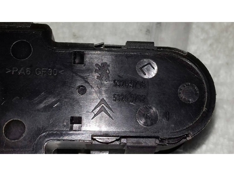 Recambio de mando elevalunas delantero izquierdo para peugeot 307 berlina (s2) xs referencia OEM IAM 96351622XT  