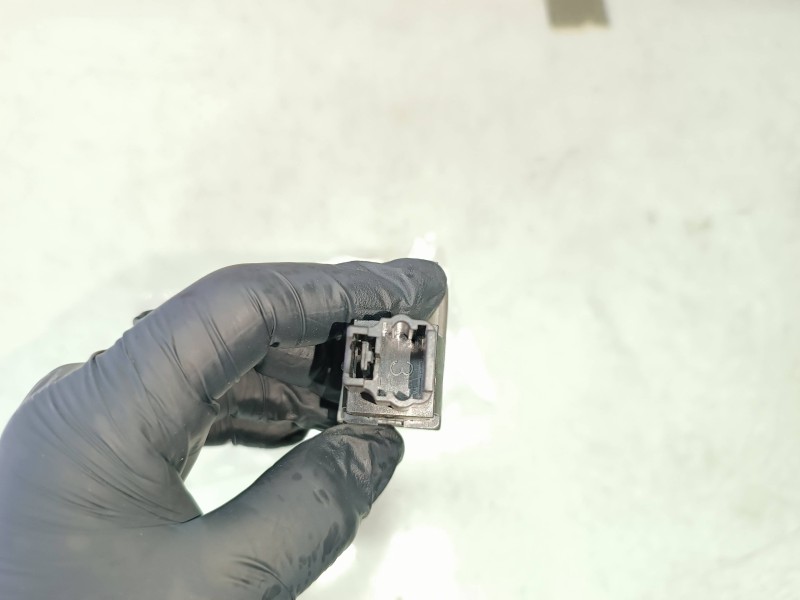 Recambio de interruptor para peugeot 307 berlina (s2) xs referencia OEM IAM 9639478677  PANEL EN BLANCO