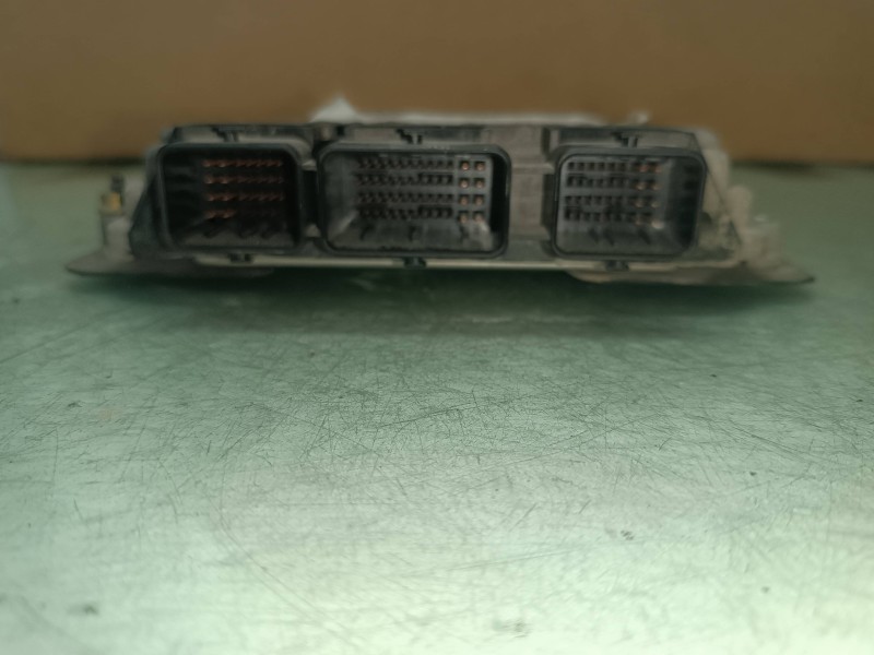 Recambio de centralita motor uce para peugeot 307 berlina (s2) xs referencia OEM IAM 9661377280 9660105980 KIT - BOSCH