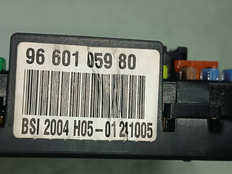 Recambio de centralita motor uce para peugeot 307 berlina (s2) xs referencia OEM IAM 9661377280 9660105980 KIT - BOSCH