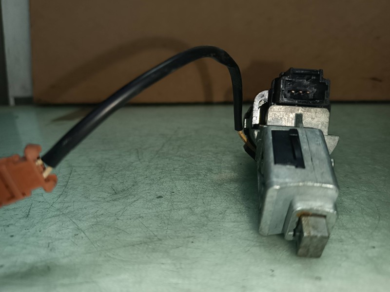 Recambio de centralita motor uce para peugeot 307 berlina (s2) xs referencia OEM IAM 9661377280 9660105980 KIT - BOSCH