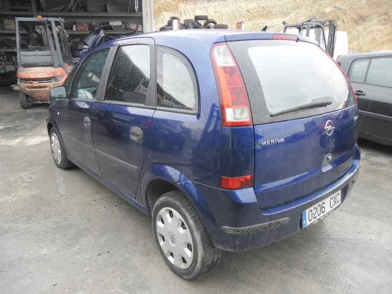 opel meriva del año 2004