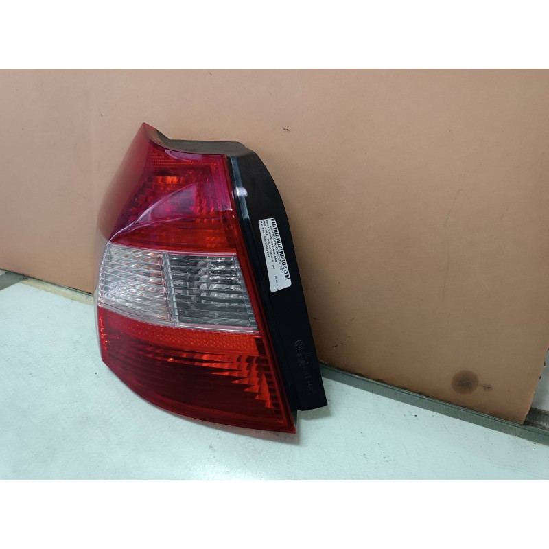 Recambio de piloto trasero izquierdo para bmw serie 1 berlina (e81/e87) 120d referencia OEM IAM 63210397034 63216924501 VALEO