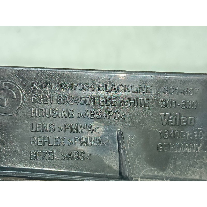 Recambio de piloto trasero izquierdo para bmw serie 1 berlina (e81/e87) 120d referencia OEM IAM 63210397034 63216924501 VALEO