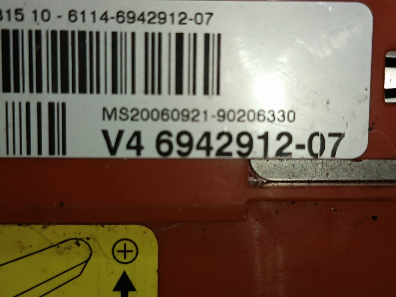 Recambio de caja reles / fusibles para bmw serie 1 berlina (e81/e87) 120d referencia OEM IAM V4694291207 694291207 10688710
