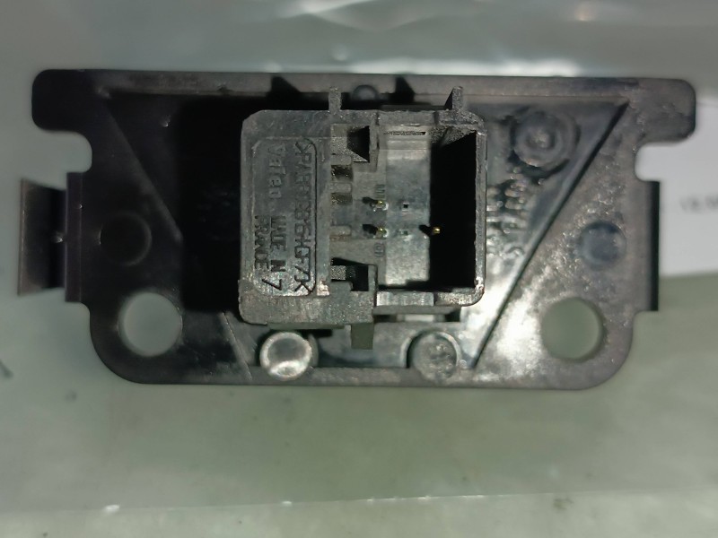 Recambio de warning para peugeot 307 berlina (s2) xs referencia OEM IAM   CONECTOR 3 PINES