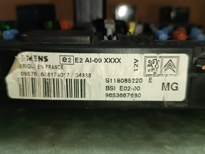 Recambio de centralita motor uce para peugeot 206 berlina xt referencia OEM IAM 9656709780 9653667680 KIT - BOSCH