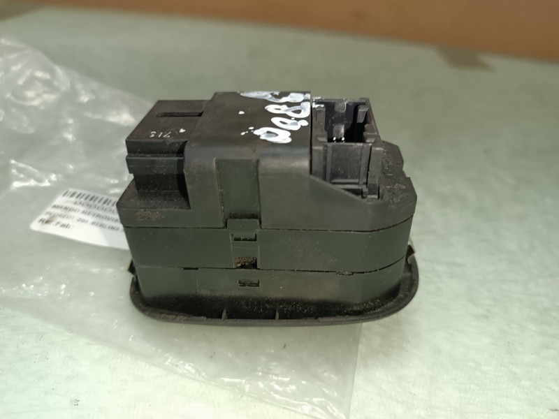 Recambio de mando retrovisor para peugeot 206 berlina xt referencia OEM IAM   