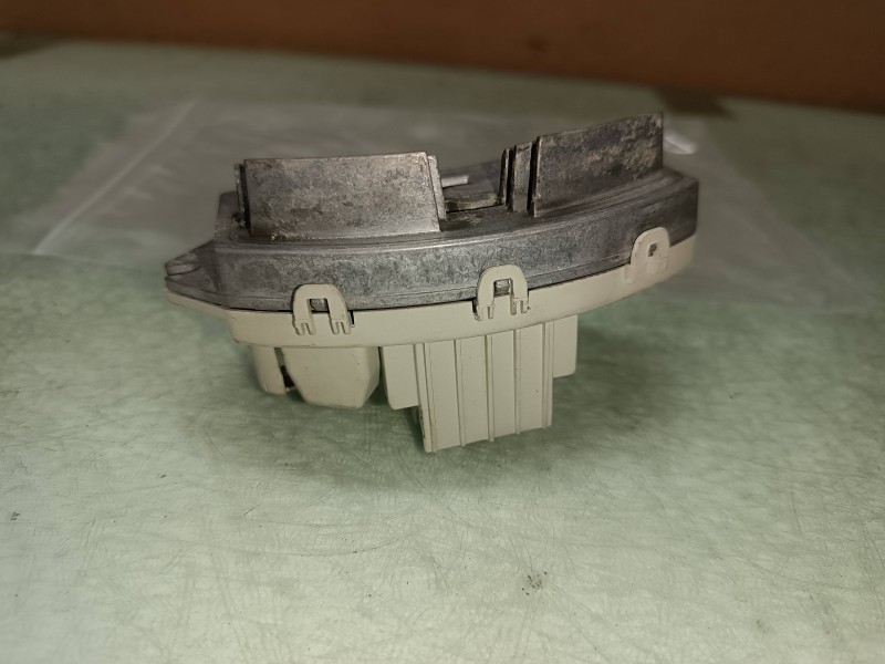 Recambio de resistencia calefaccion para bmw serie 1 berlina (e81/e87) 120d referencia OEM IAM 73040157  VALEO