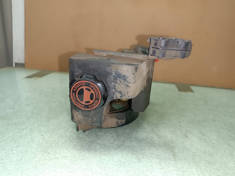 Recambio de bomba direccion para peugeot 206 berlina xt referencia OEM IAM 9638364580 26086355QK 