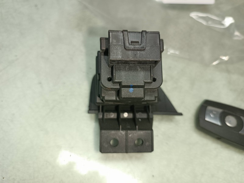 Recambio de conmutador de arranque para bmw serie 1 berlina (e81/e87) 120d referencia OEM IAM 695471709 10862510 