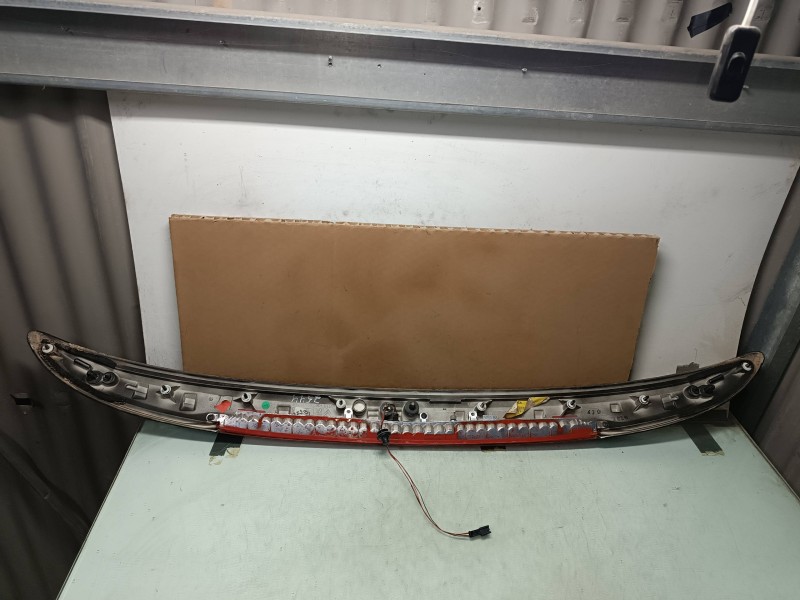 Recambio de aleron trasero para peugeot 307 cc (s1) 2.0 referencia OEM IAM 96512515XL 9641298880 VALEO