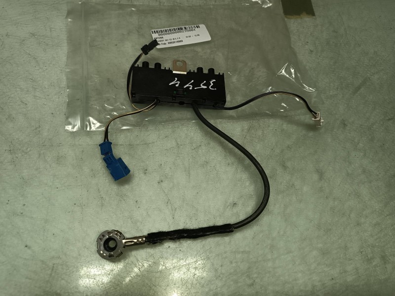 Recambio de antena para peugeot 307 cc (s1) 2.0 referencia OEM IAM 9652016980  