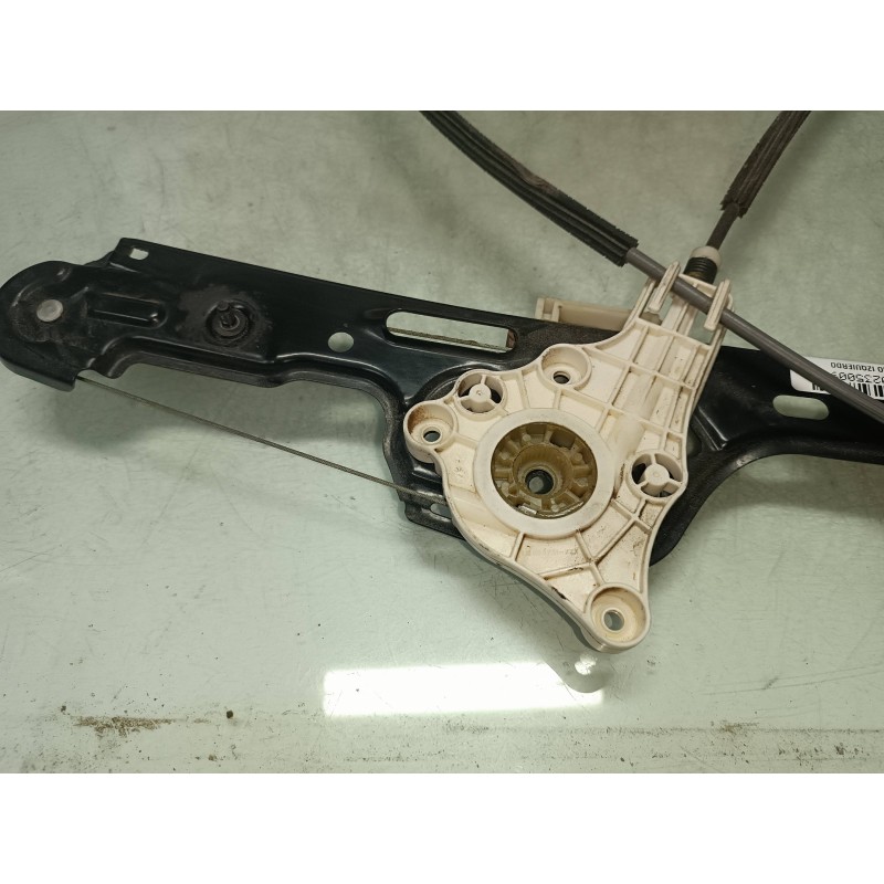 Recambio de elevalunas delantero izquierdo para bmw serie 1 berlina (e81/e87) 120d referencia OEM IAM 7067795S 7138465E ELECTRIC